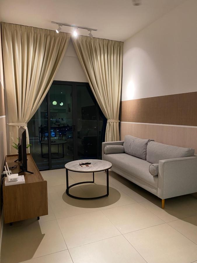 Reizz Residence By Leo Suites Kuala Lumpur Exterior foto